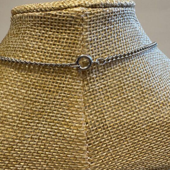 8 Assorted Silver Necklaces - Picture 5 of 16